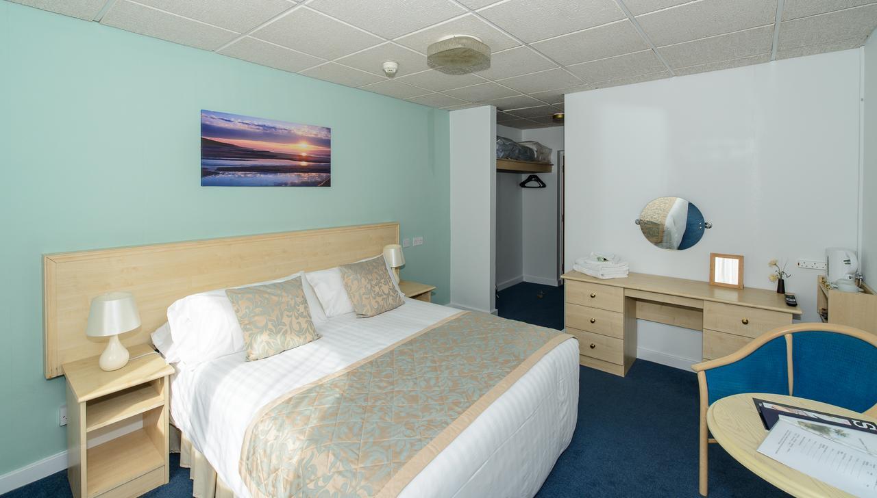 Sandown Park Lodge Esher Dış mekan fotoğraf