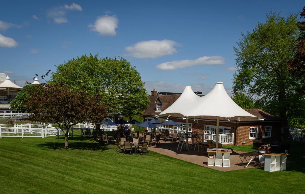 Sandown Park Lodge Esher Dış mekan fotoğraf